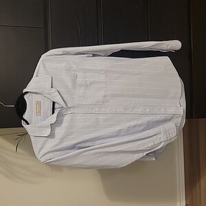 Everlane - The Relaxed Oxford Shirt